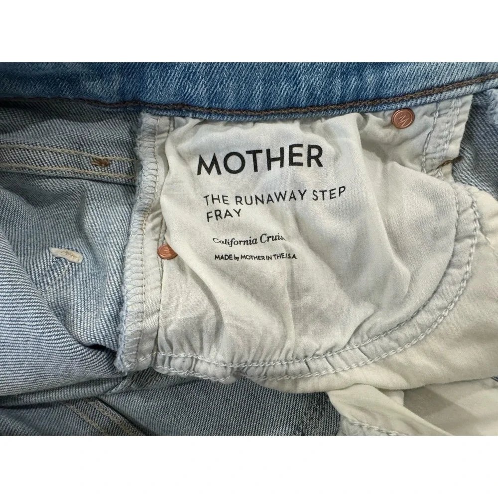 MOTHER Denim The Runaway Step Fray in California Cruiser Light Wash 26x31 Flare - Picture 6 of 9